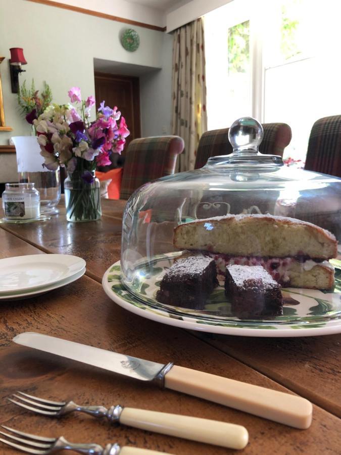 The Hollow Bed And Breakfast Great Longstone エクステリア 写真