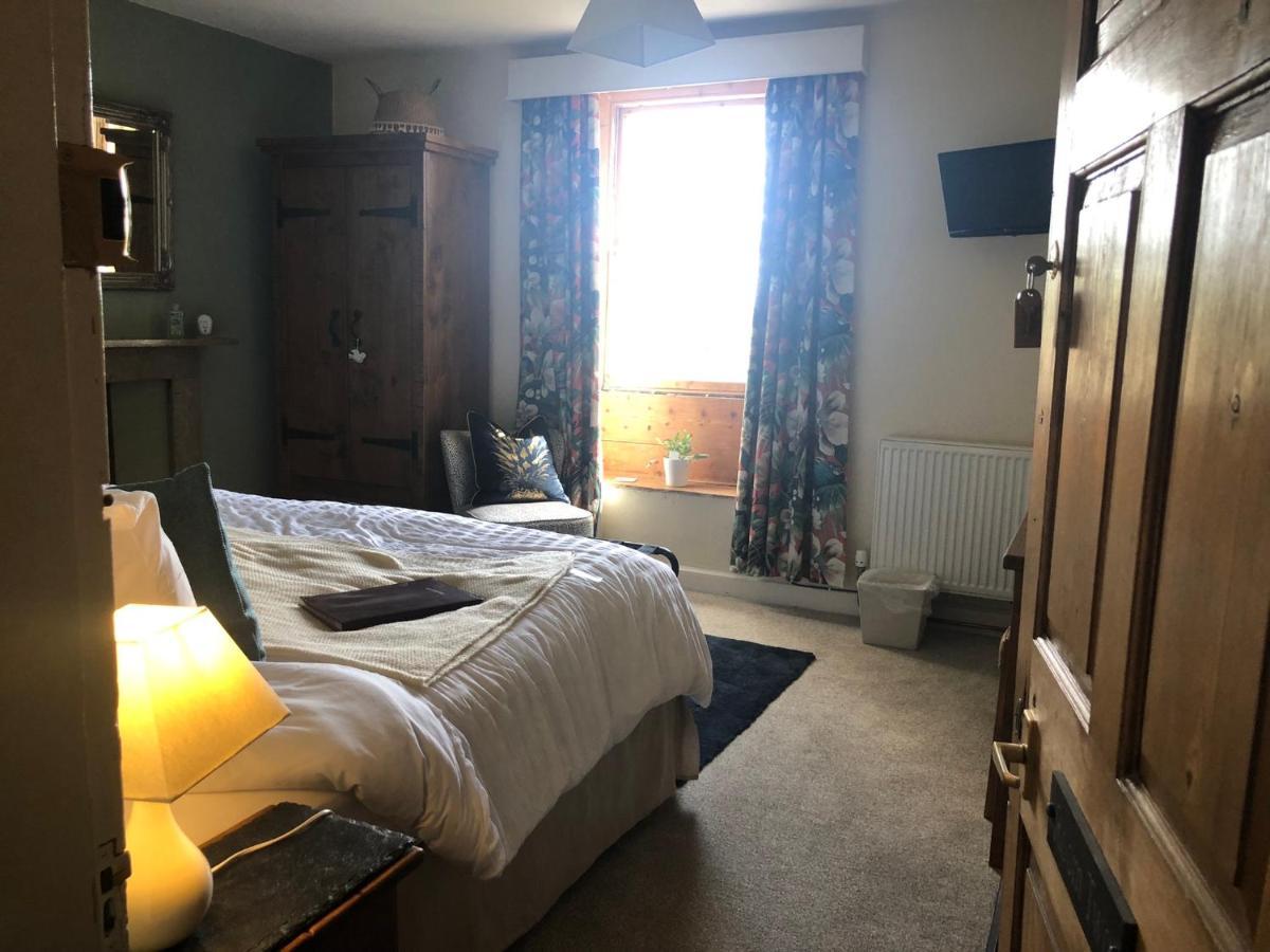 The Hollow Bed And Breakfast Great Longstone エクステリア 写真